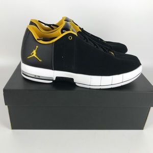 jordan te 2 low black